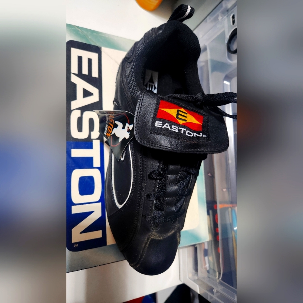 Easton baseball Cleats